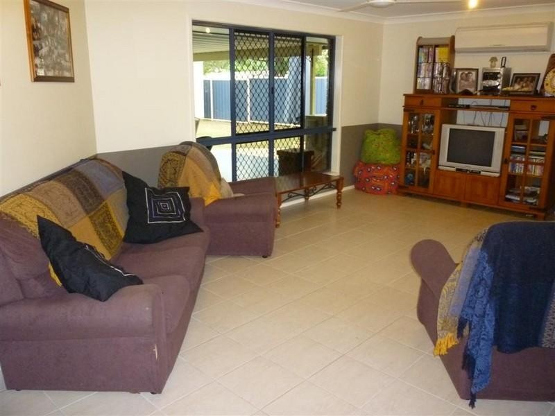 14 Buxton Drive, Gracemere QLD 4702