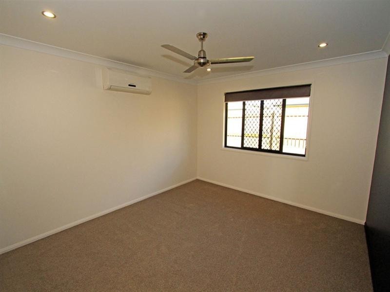 25 Jamie Crescent, Gracemere QLD 4702