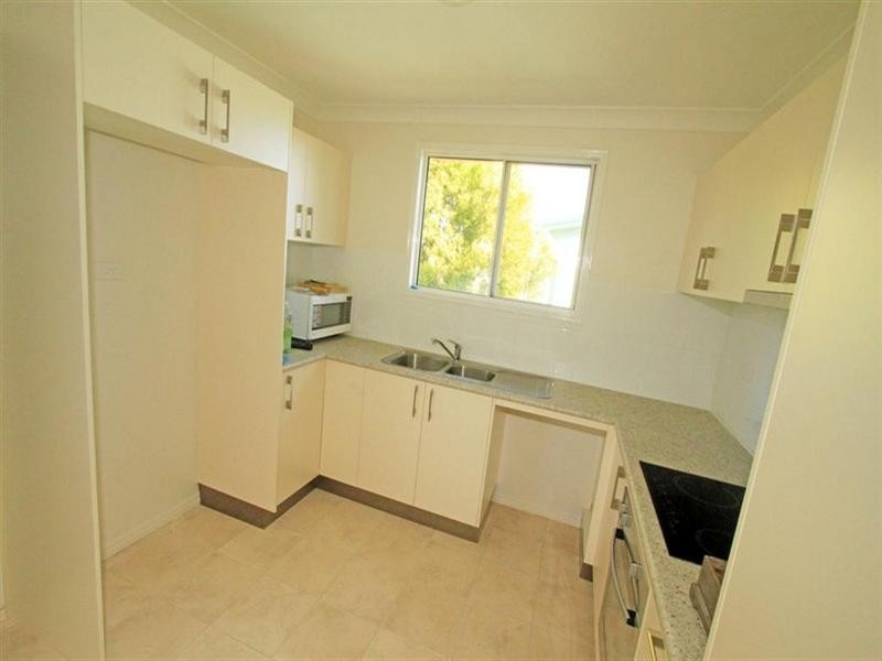 35 Cowan Street, Gracemere QLD 4702