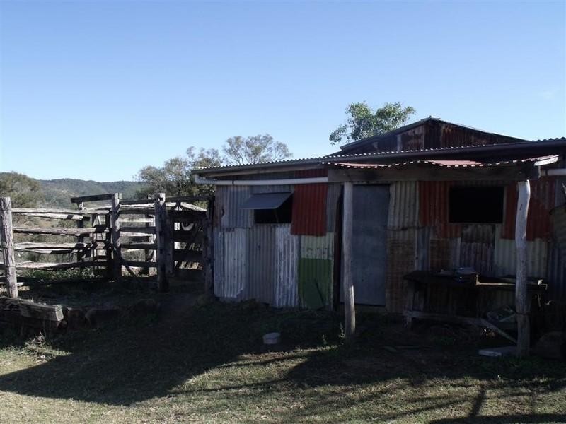 51239 Burnett Highway, Baree QLD 4714