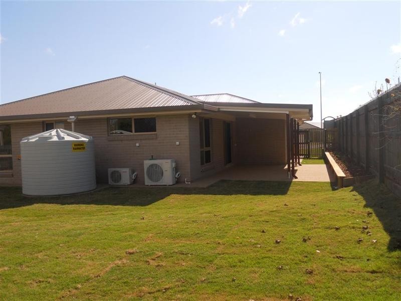 7 Rosella Drive, Gracemere QLD 4702
