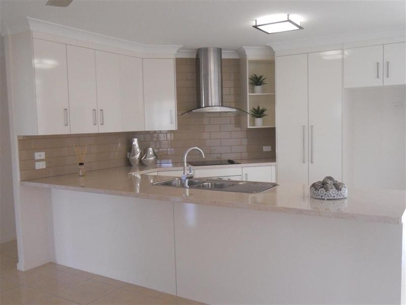 7 Rosella Drive, Gracemere QLD 4702