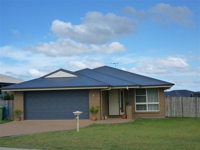 5 Riley Drive, Gracemere QLD 4702