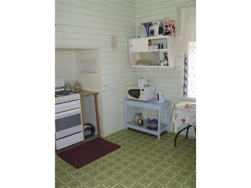 37 Larnach Street, Allenstown QLD 4700