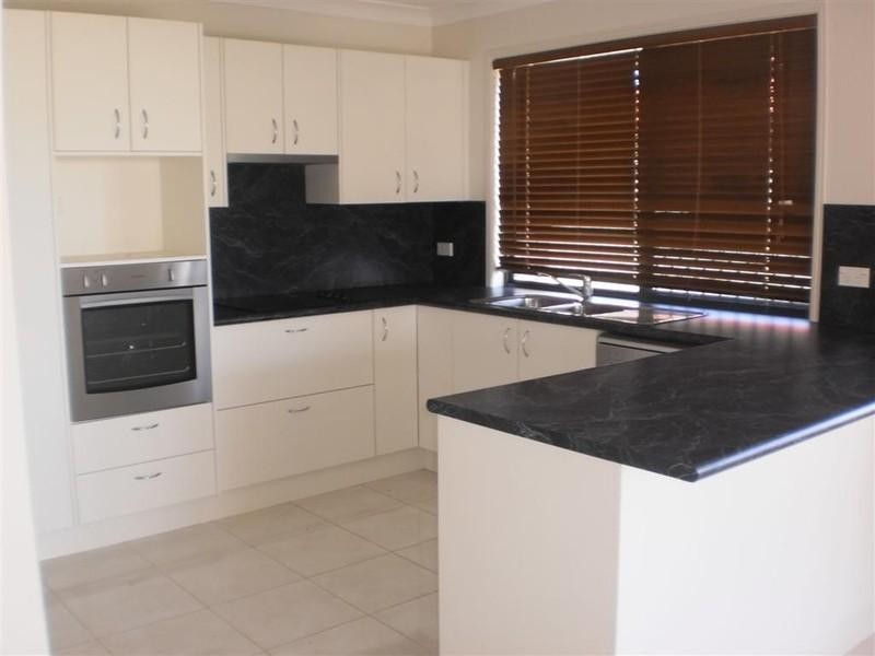 6 Koolamarra Drive, Gracemere QLD 4702