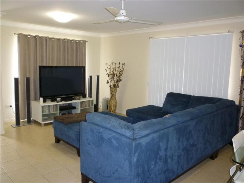 17 Joseph Street, Gracemere QLD 4702