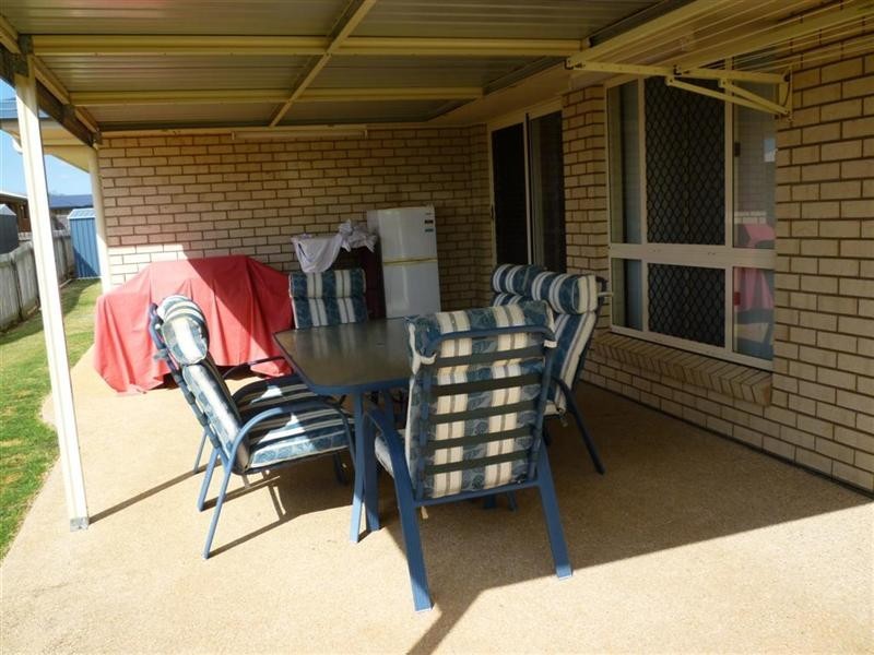 17 Joseph Street, Gracemere QLD 4702