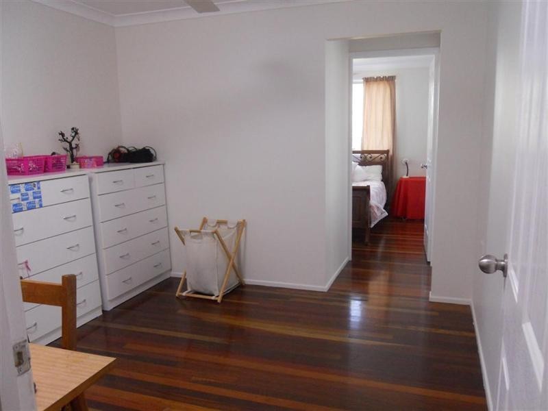 9 Perriman Street, Gracemere QLD 4702