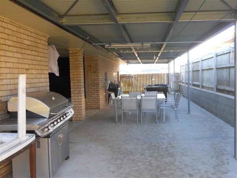 11 Rosella Drive, Gracemere QLD 4702