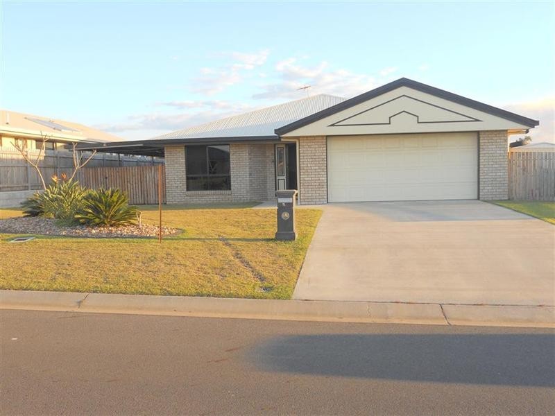 11 Rosella Drive, Gracemere QLD 4702