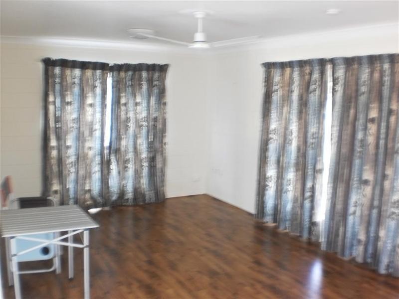 32 Hewill Drive, Gracemere QLD 4702