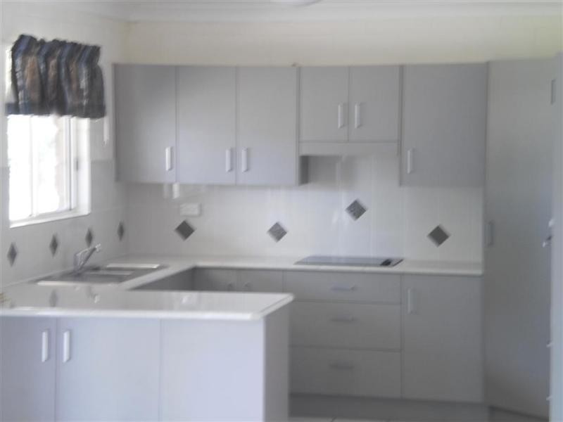 32 Hewill Drive, Gracemere QLD 4702
