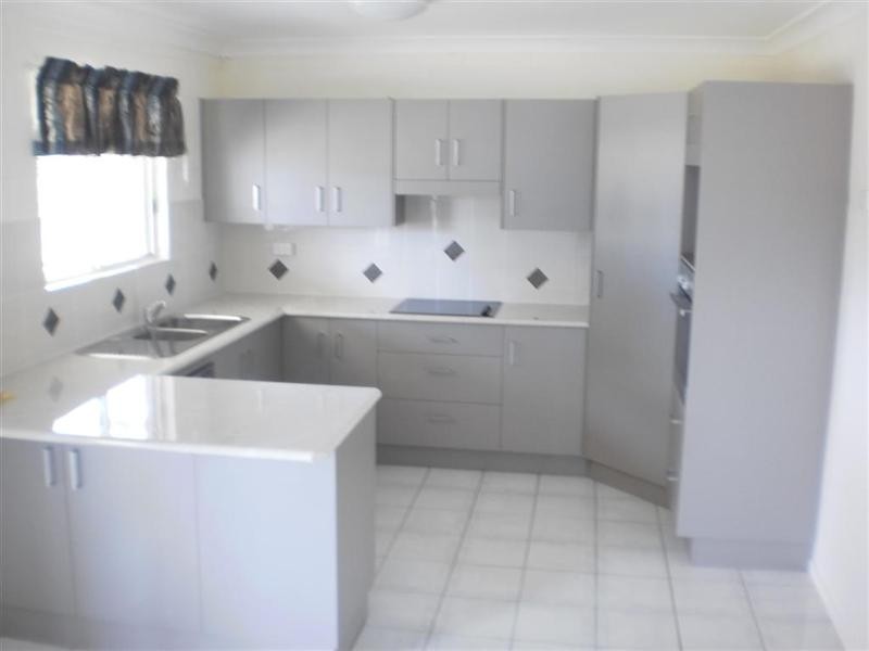 32.. Hewill Drive, Gracemere QLD 4702