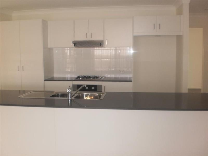 10 Tawarra Crescent, Gracemere QLD 4702