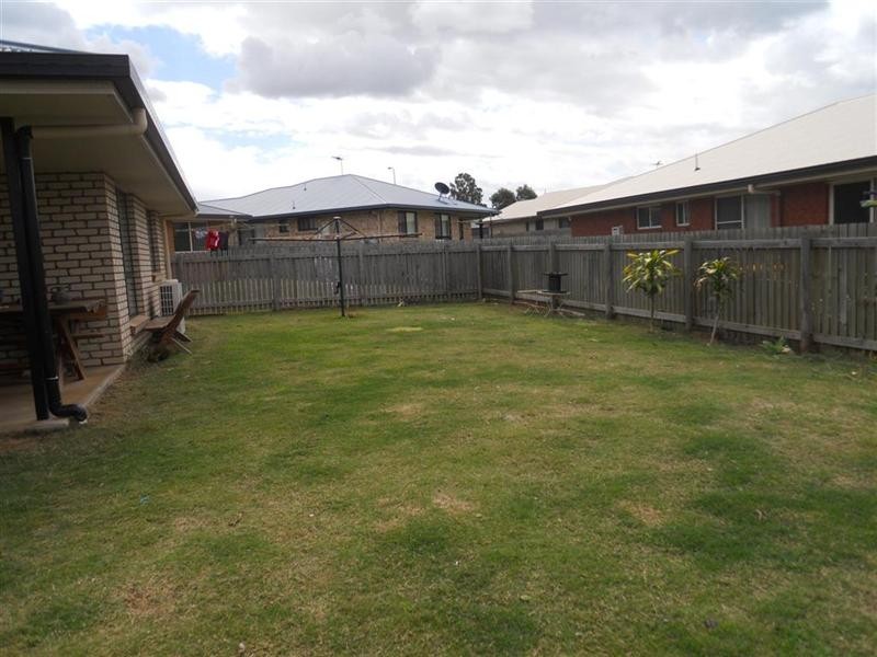 2 Isabel Court, Gracemere QLD 4702