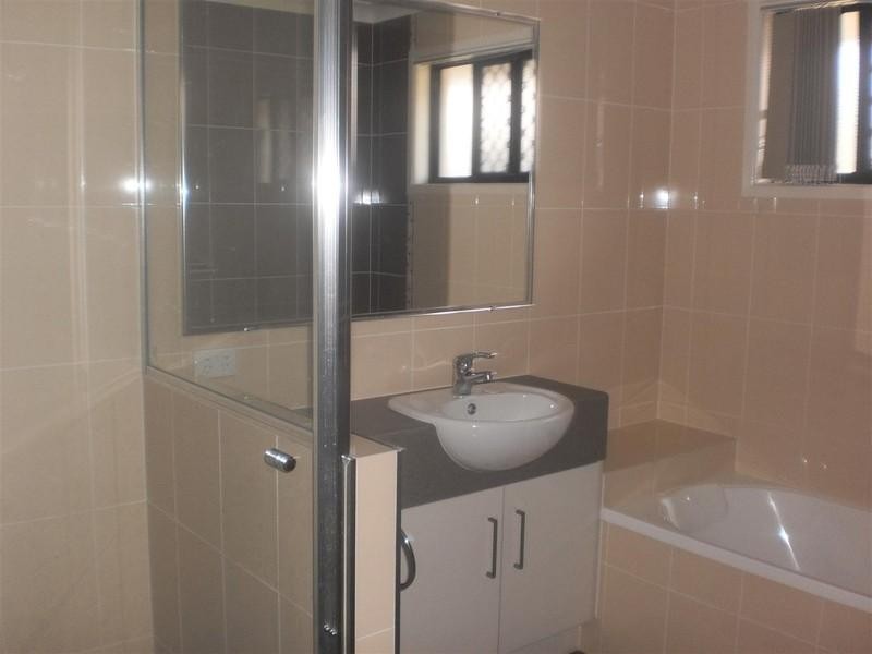 66 Corella Drive, Gracemere QLD 4702