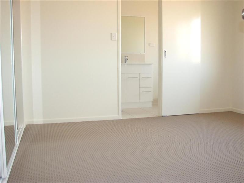 29 Leichhardt Drive, Gracemere QLD 4702
