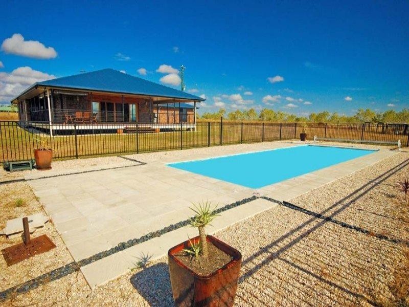 60385 Bruce Highway, Gracemere QLD 4702