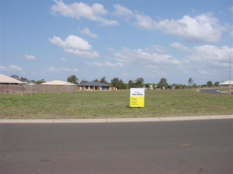 32 Broadhurst Drive, Gracemere QLD 4702