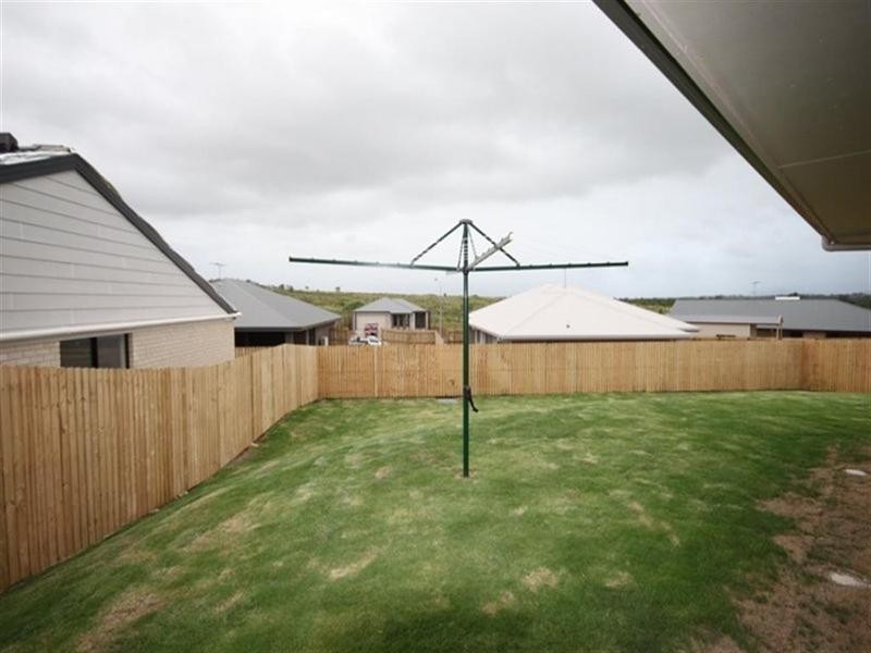 3 Flinders Close, Gracemere QLD 4702