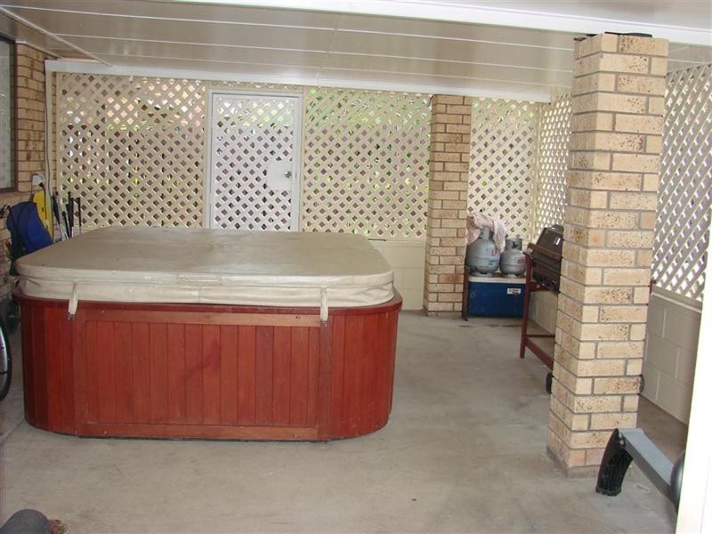 77 Old Capricorn Highway, Gracemere QLD 4702