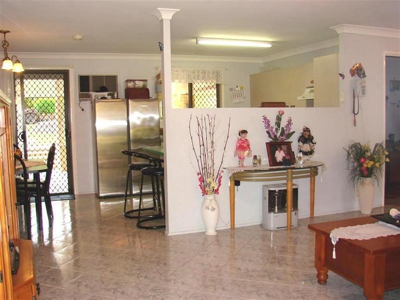 77 Old Capricorn Highway, Gracemere QLD 4702