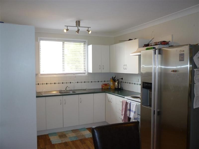 13 Cowan Street, Gracemere QLD 4702