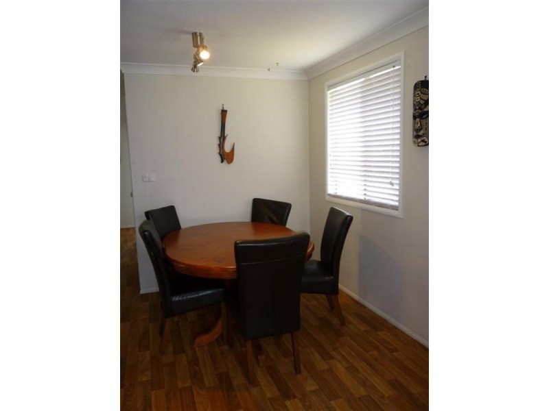 13 Cowan Street, Gracemere QLD 4702