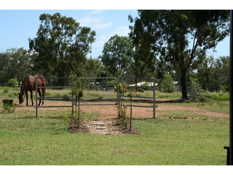 15 West Street, Gracemere QLD 4702