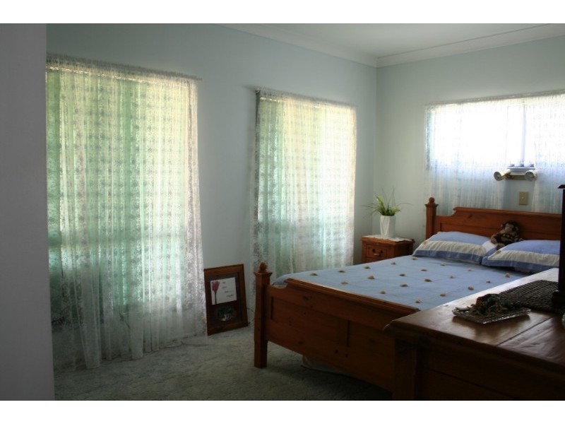 15 West Street, Gracemere QLD 4702