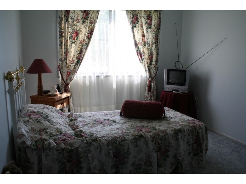 15 West Street, Gracemere QLD 4702