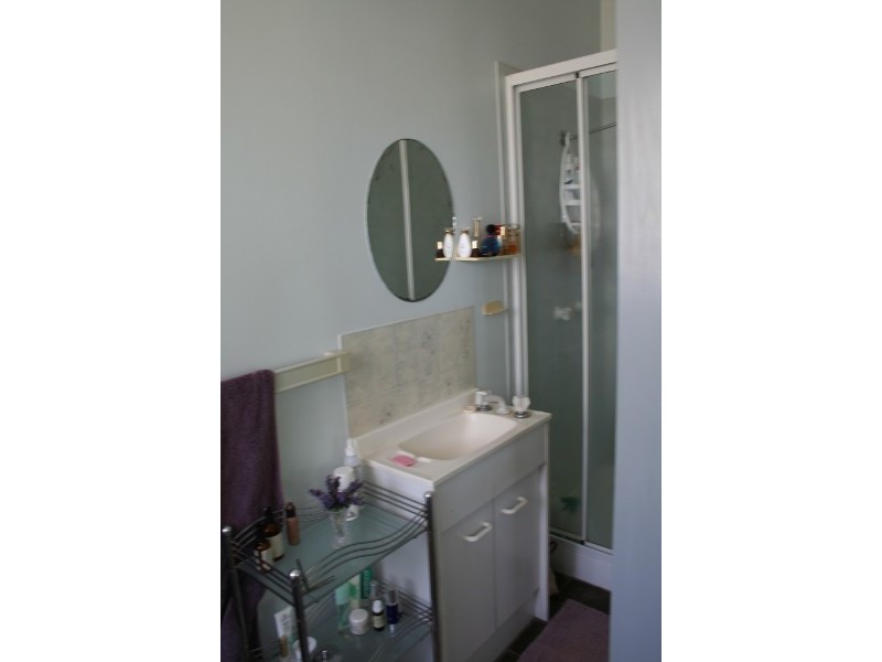 15 West Street, Gracemere QLD 4702