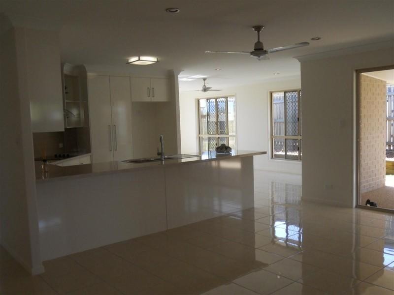 7 Rosella Drive, Gracemere QLD 4702