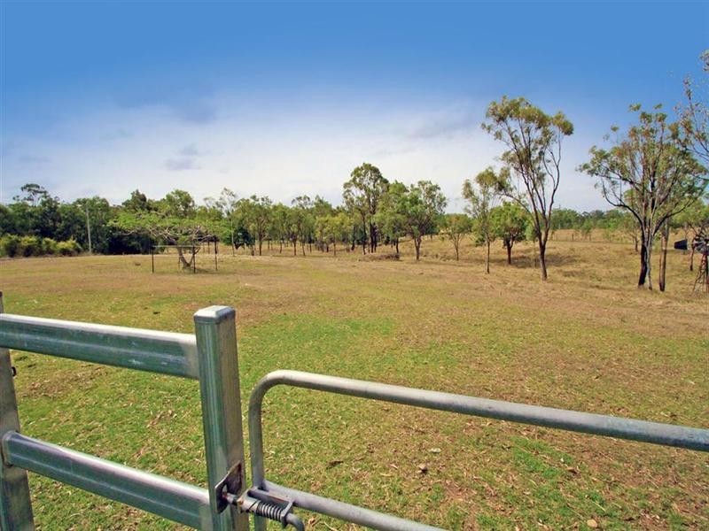 52 Gum Tree Avenue, Bouldercombe QLD 4702