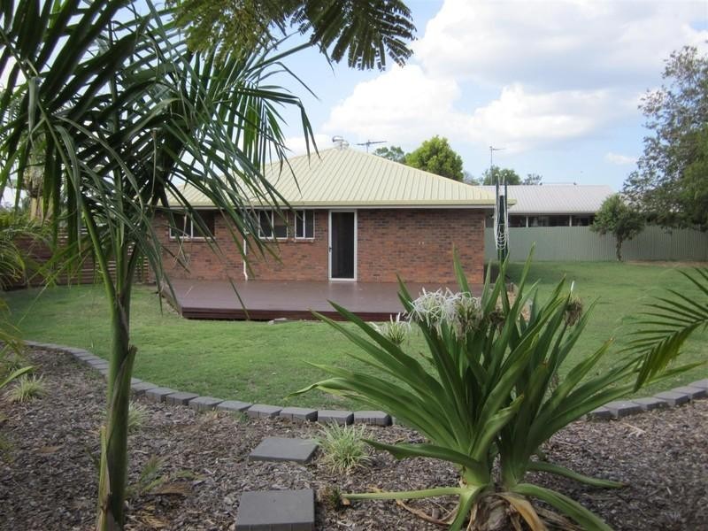 17 Mallet Close, Gracemere QLD 4702