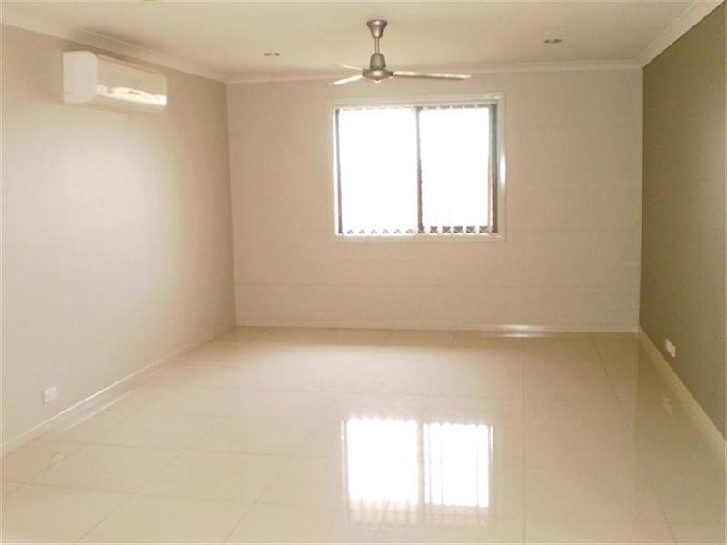 48 John Oxley Drive, Gracemere QLD 4702