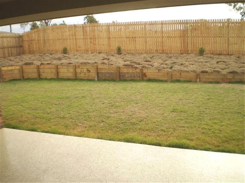 48 John Oxley Drive, Gracemere QLD 4702
