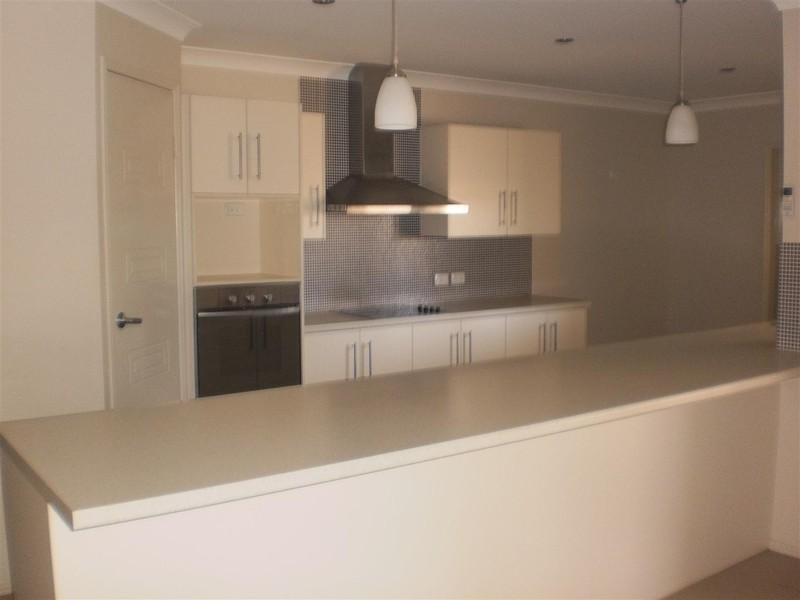 39 Origano Avenue, Gracemere QLD 4702