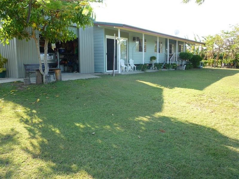 42 Christiansen Road, Raglan QLD 4697