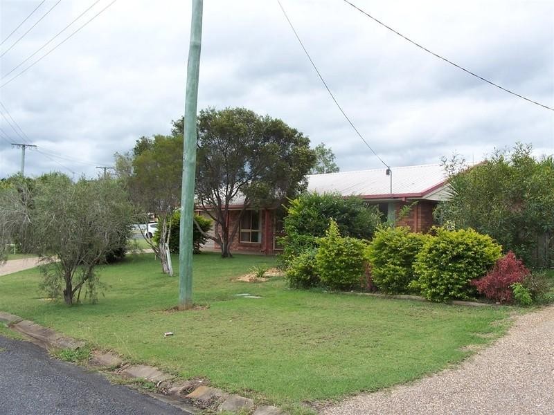 42 Fisher Street, Gracemere QLD 4702