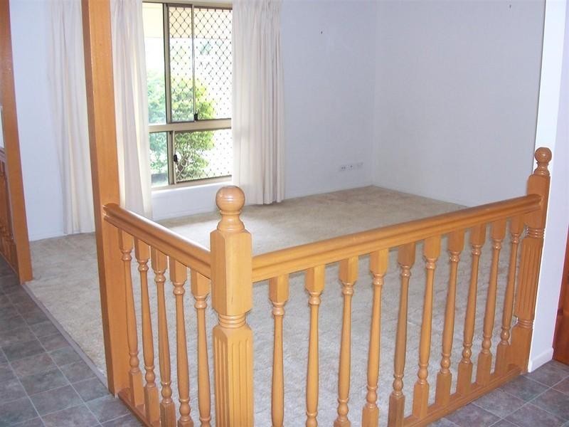 42 Fisher Street, Gracemere QLD 4702