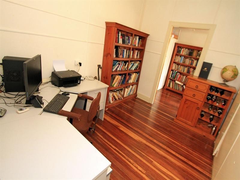 337 Agnes Street, The Range QLD 4700