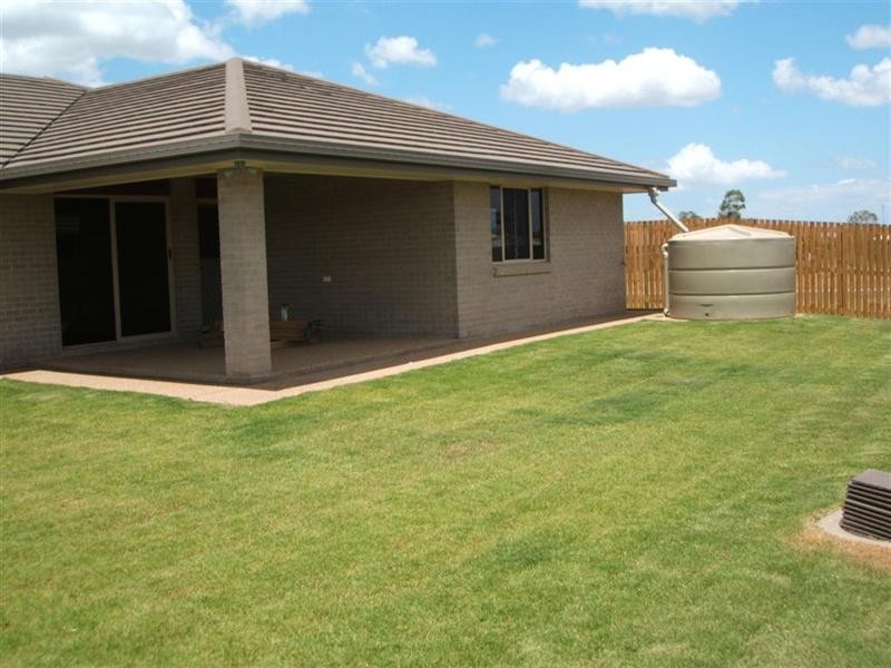 3 Thomas Street, Gracemere QLD 4702