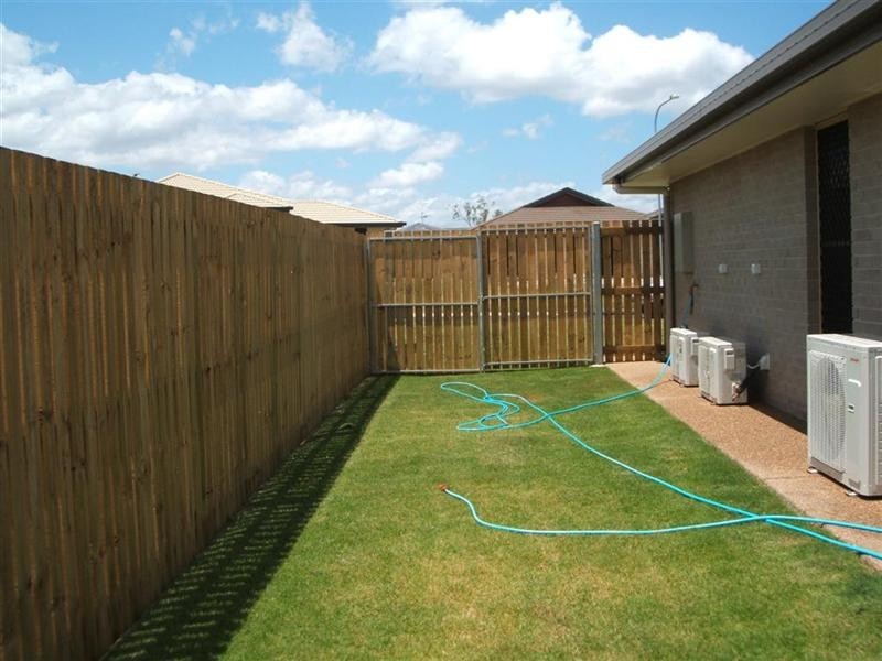 3 Thomas Street, Gracemere QLD 4702