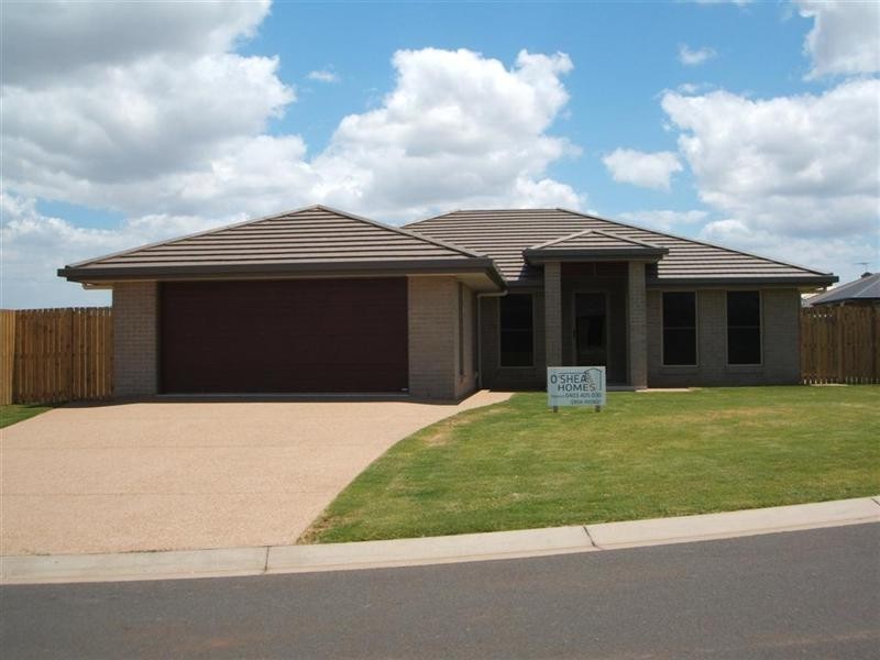 3 Thomas Street, Gracemere QLD 4702