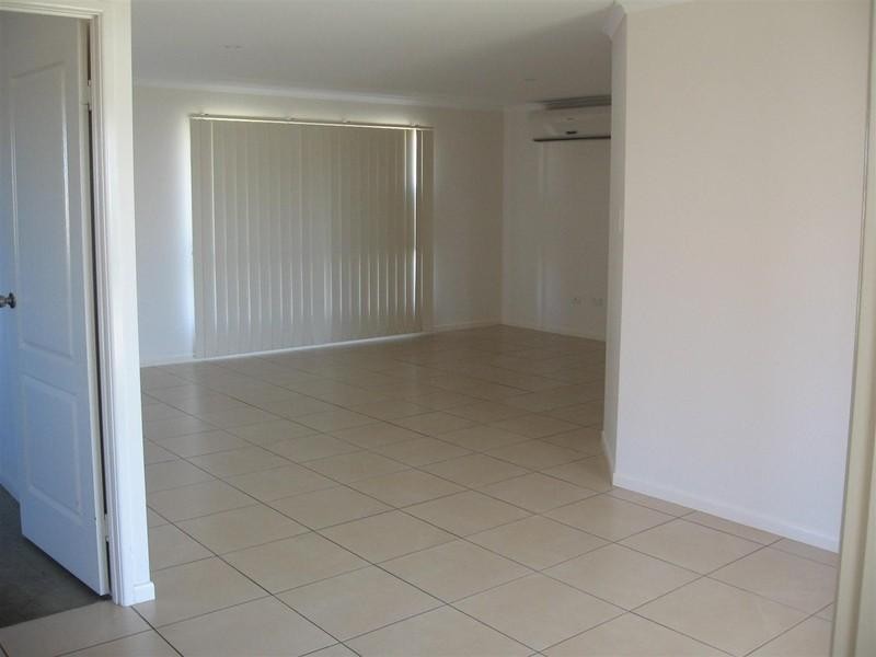 10 Koolamarra Drive, Gracemere QLD 4702