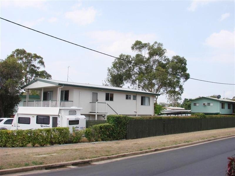 36 Barry Street, Gracemere QLD 4702