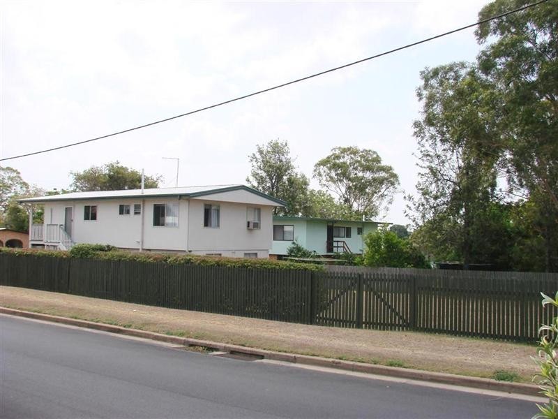 36 Barry Street, Gracemere QLD 4702