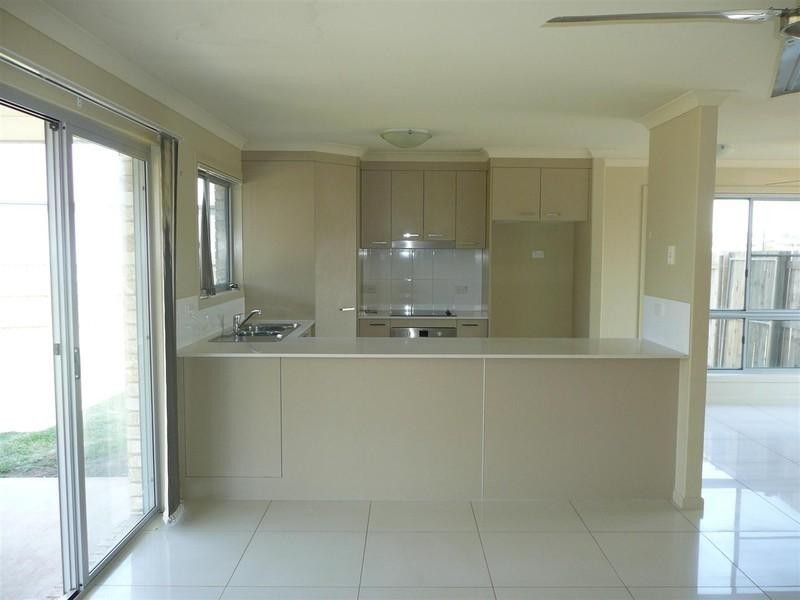 37 Lillypily Avenue, Gracemere QLD 4702