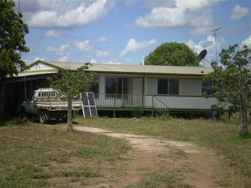 2354 Alsace Road, Dingo QLD 4702